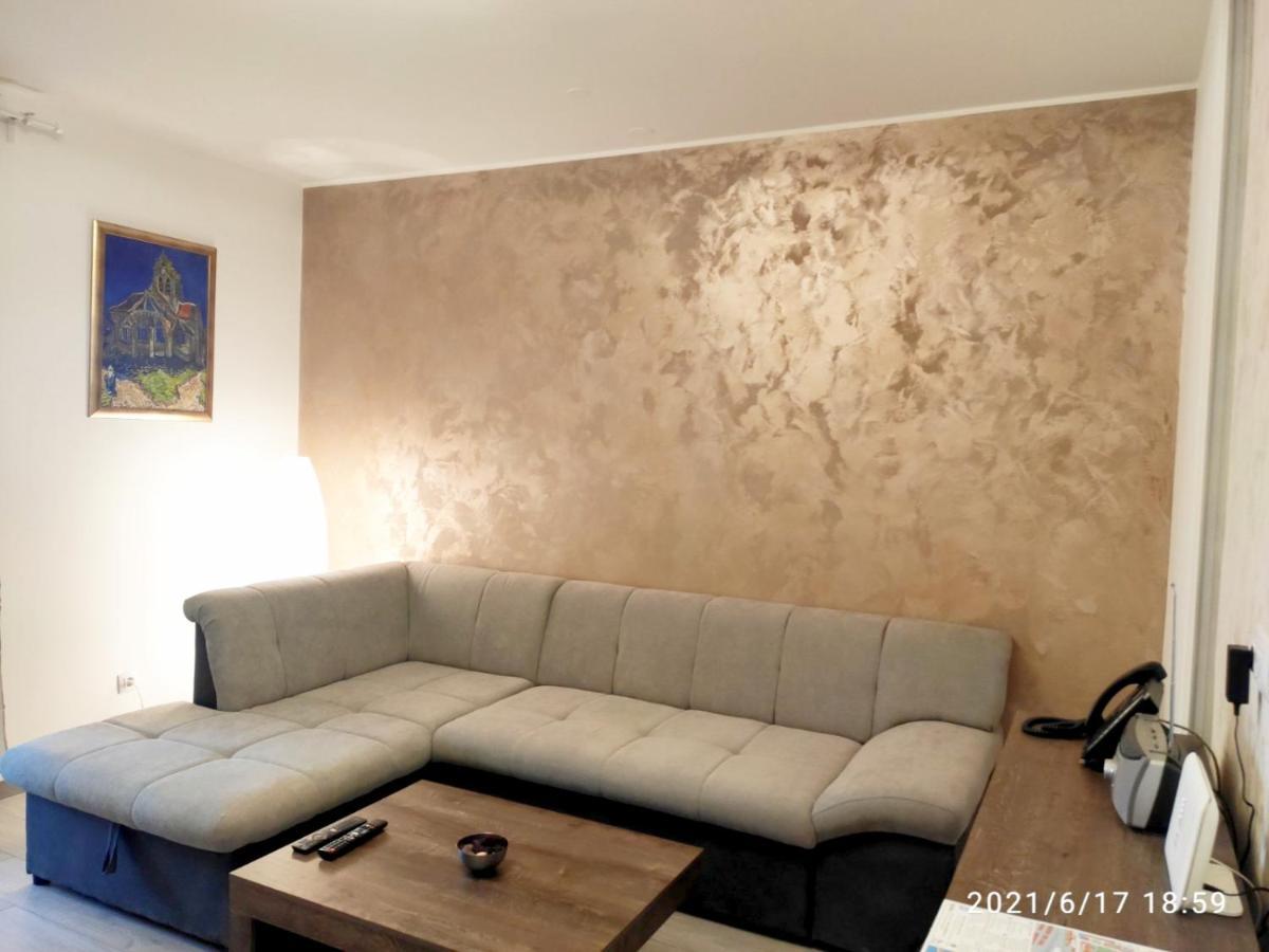 Apartment Nevera Рийека Екстериор снимка