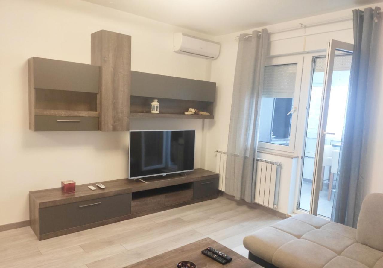 Apartment Nevera Рийека Екстериор снимка