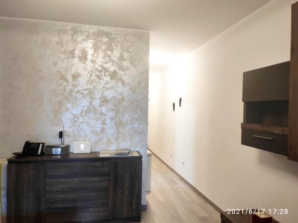Apartment Nevera Рийека Екстериор снимка