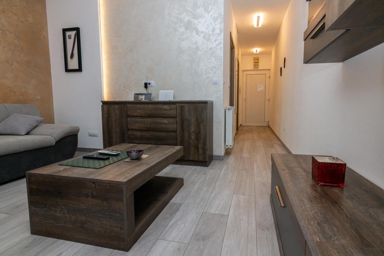 Apartment Nevera Рийека Екстериор снимка