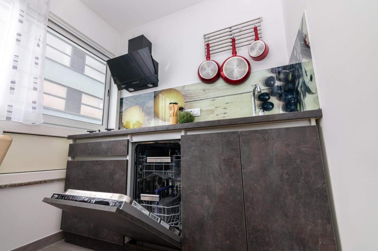 Apartment Nevera Рийека Екстериор снимка