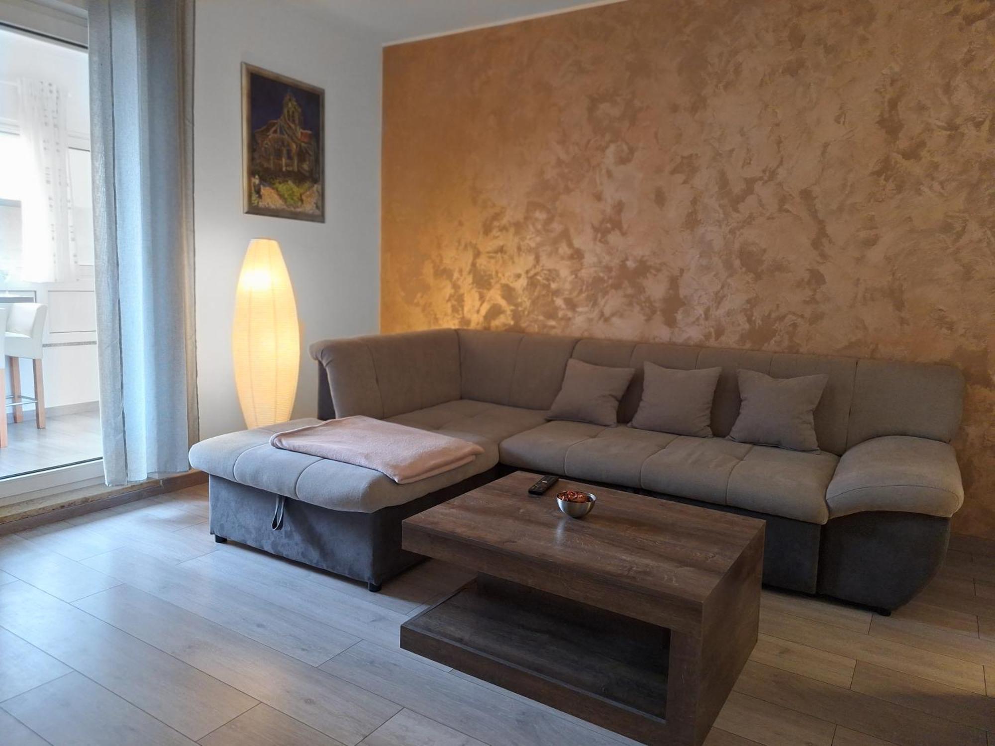Apartment Nevera Рийека Екстериор снимка